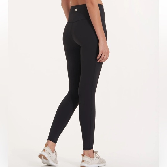 Vuori Studio Pocket Legging-Long - Picture 2 of 9